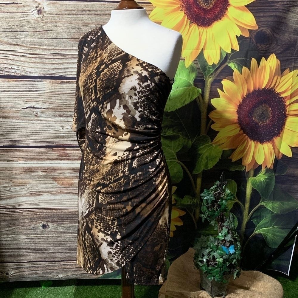 Enfocus Studio Animal Print Evening Dress Size 10